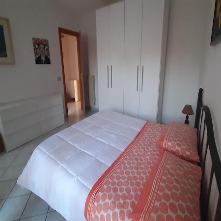 Pressi Aeroporto Costa Smeralda Ольбия Экстерьер фото