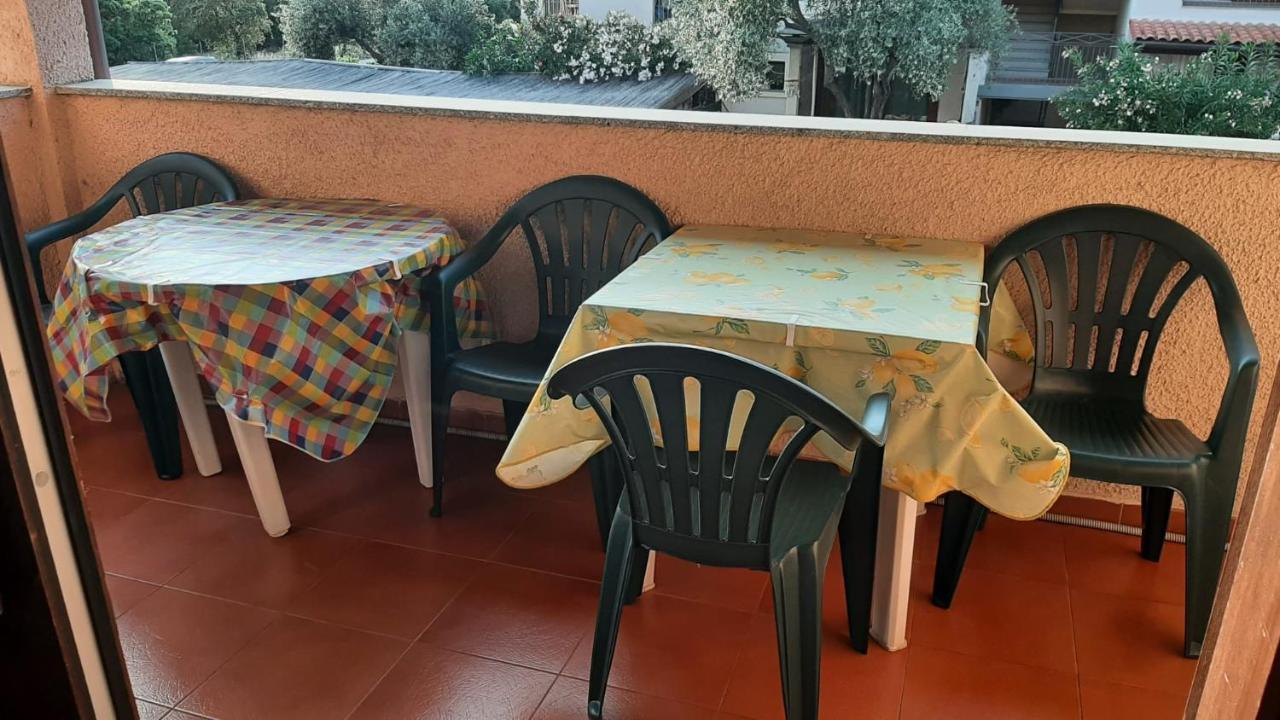 Pressi Aeroporto Costa Smeralda Ольбия Экстерьер фото